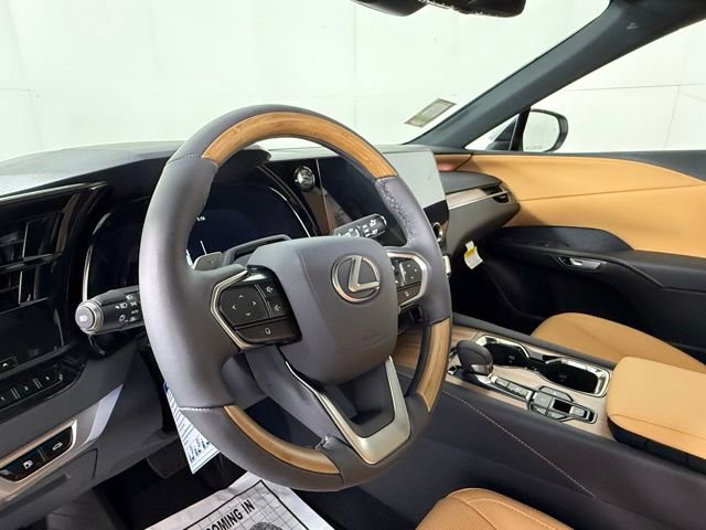 New 2025 Lexus RX 350 image 13