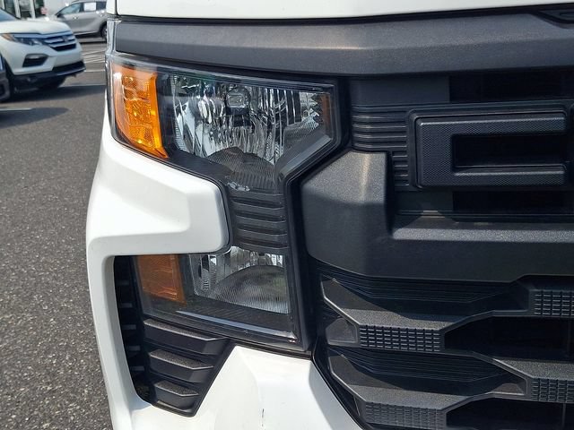 Used 2022 Chevrolet Silverado 1500 Custom w/ LPO, Dark Essentials Package AWD/4WD image 9
