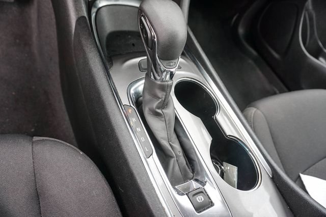 Used 2023 Chevrolet Malibu LT FWD image 12