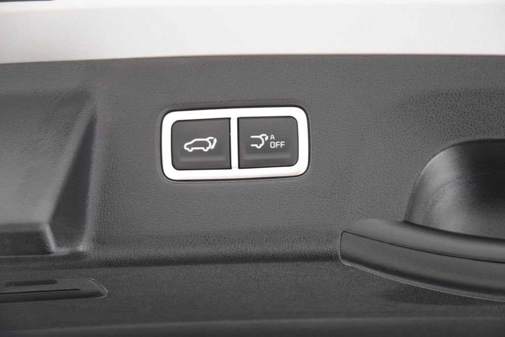 Used 2025 Kia Sorento EX image 29