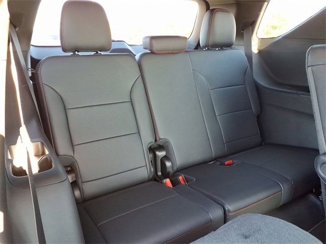 New 2026 Chevrolet Traverse RS image 27