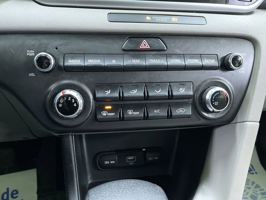 Used 2022 Kia Sportage LX image 24