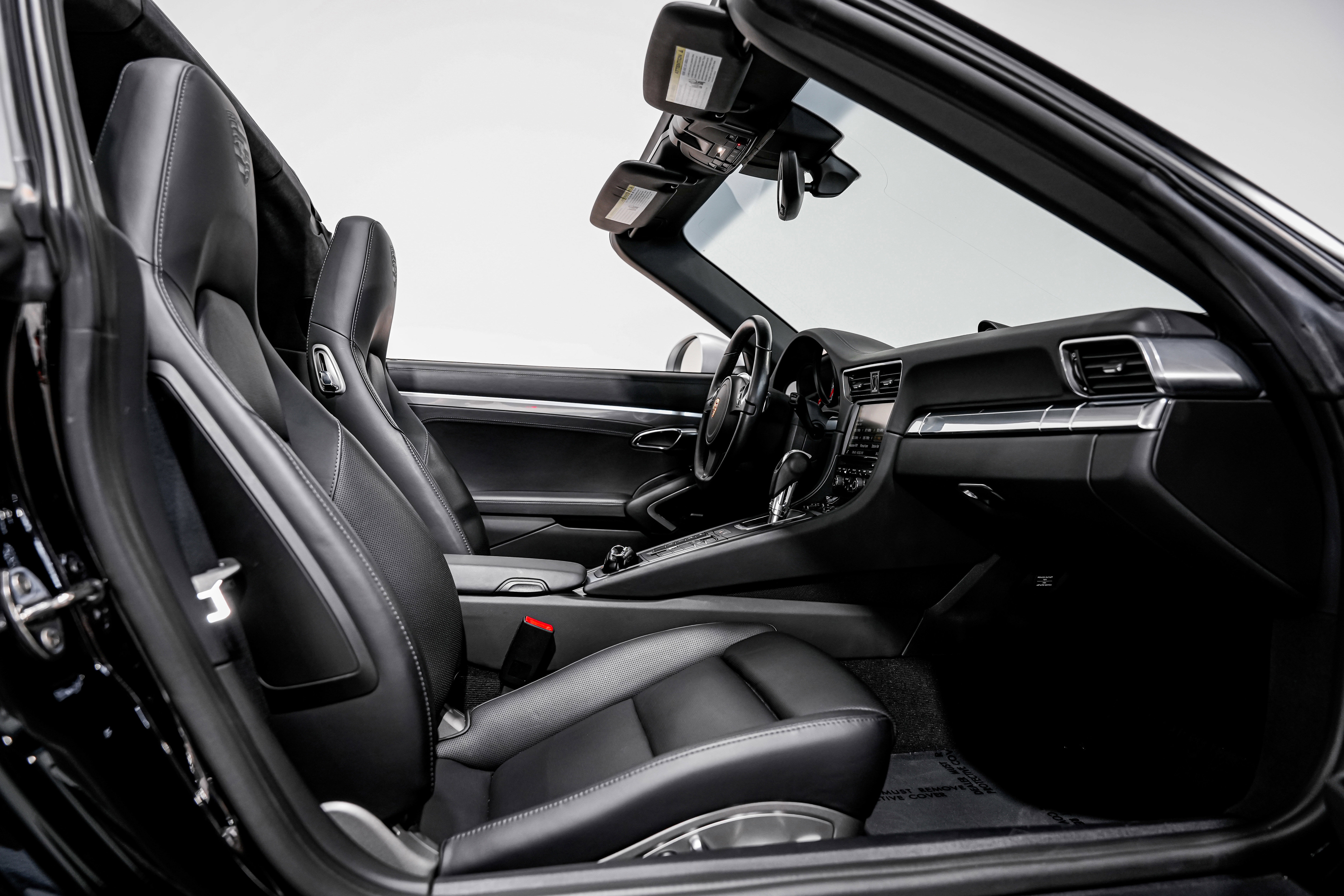 Used 2014 Porsche 911 Targa 4S image 31