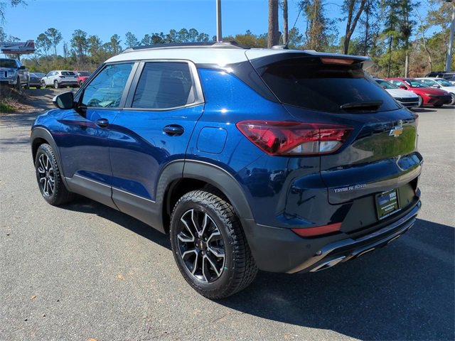 Used 2023 Chevrolet TrailBlazer ACTIV w/ Sun and Liftgate Package image 7