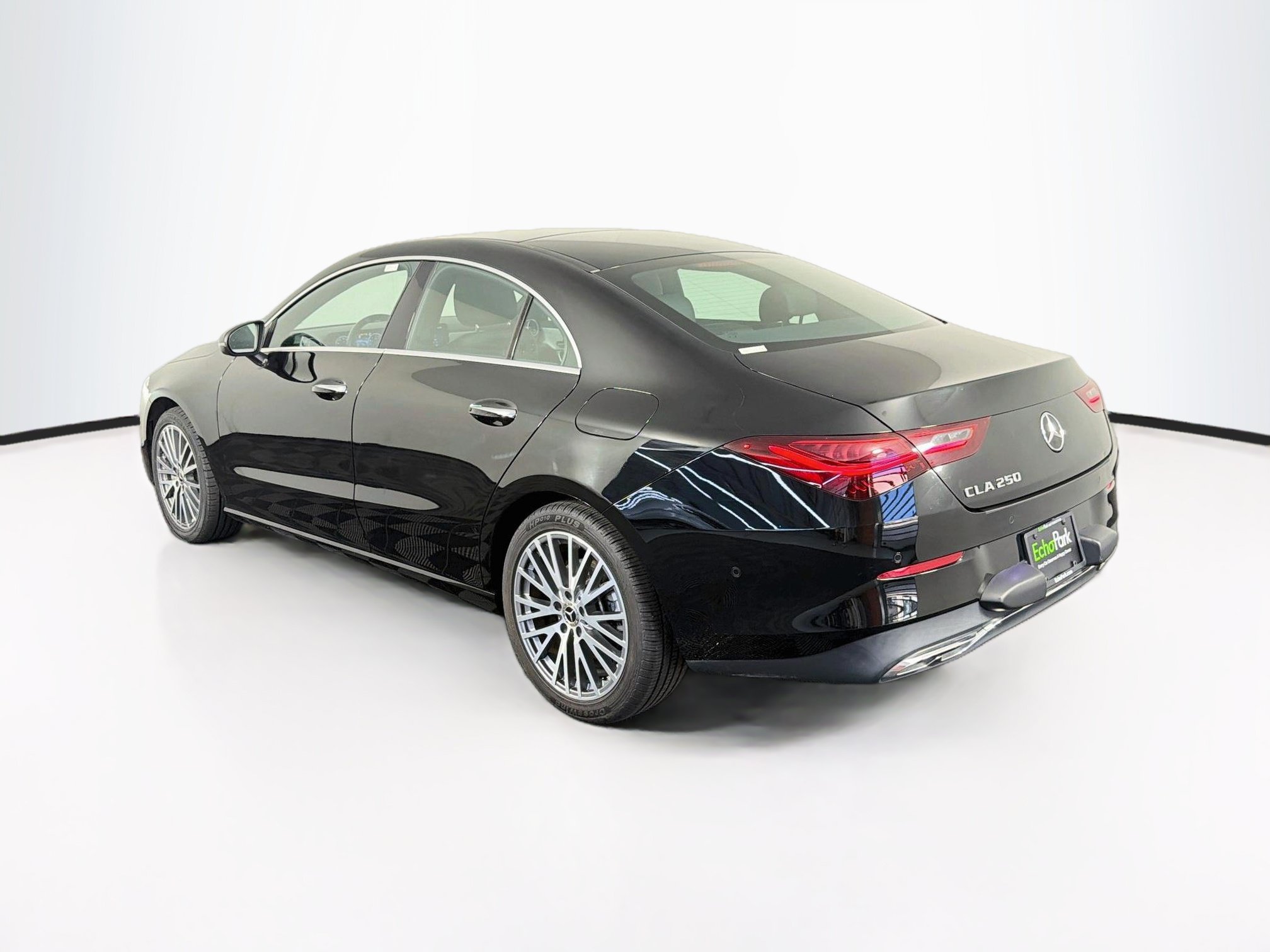 Used 2025 Mercedes-Benz CLA 250 image 5