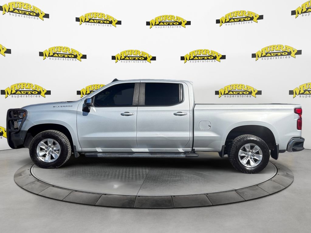 Used 2021 Chevrolet Silverado 1500 LT w/ Convenience Package II image 2