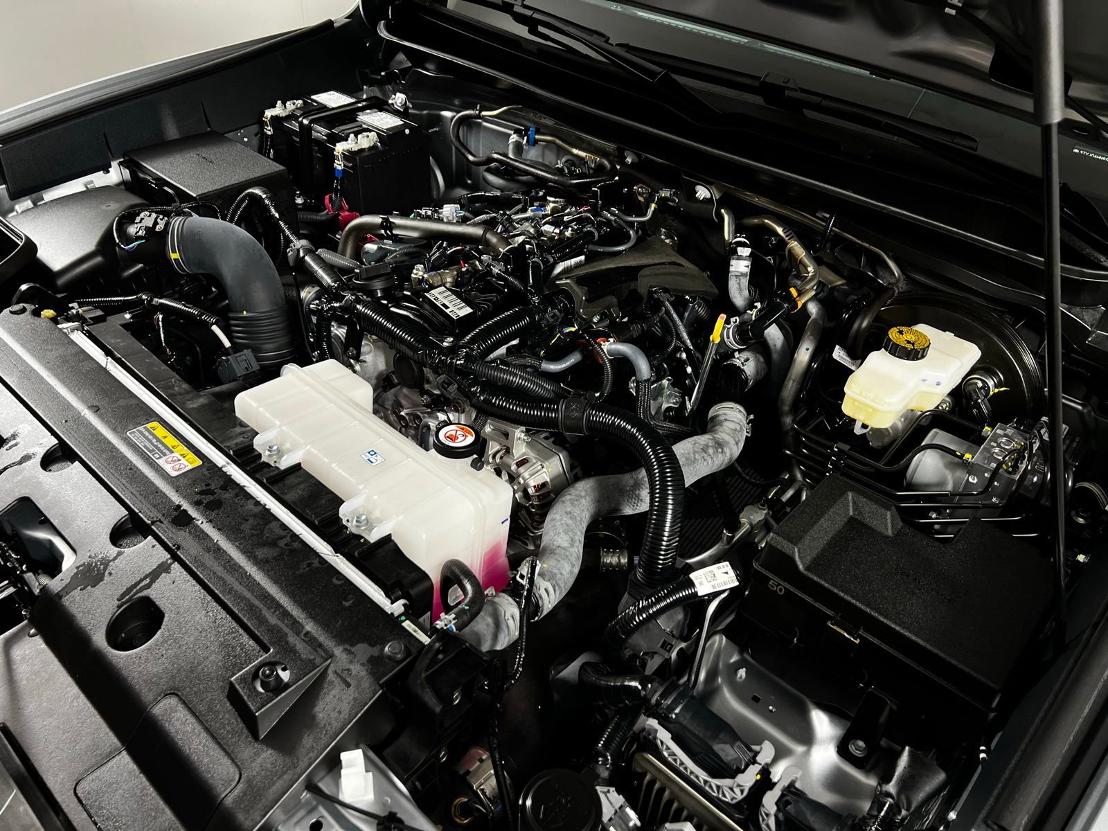 Certified 2025 Toyota Tacoma SR image 11