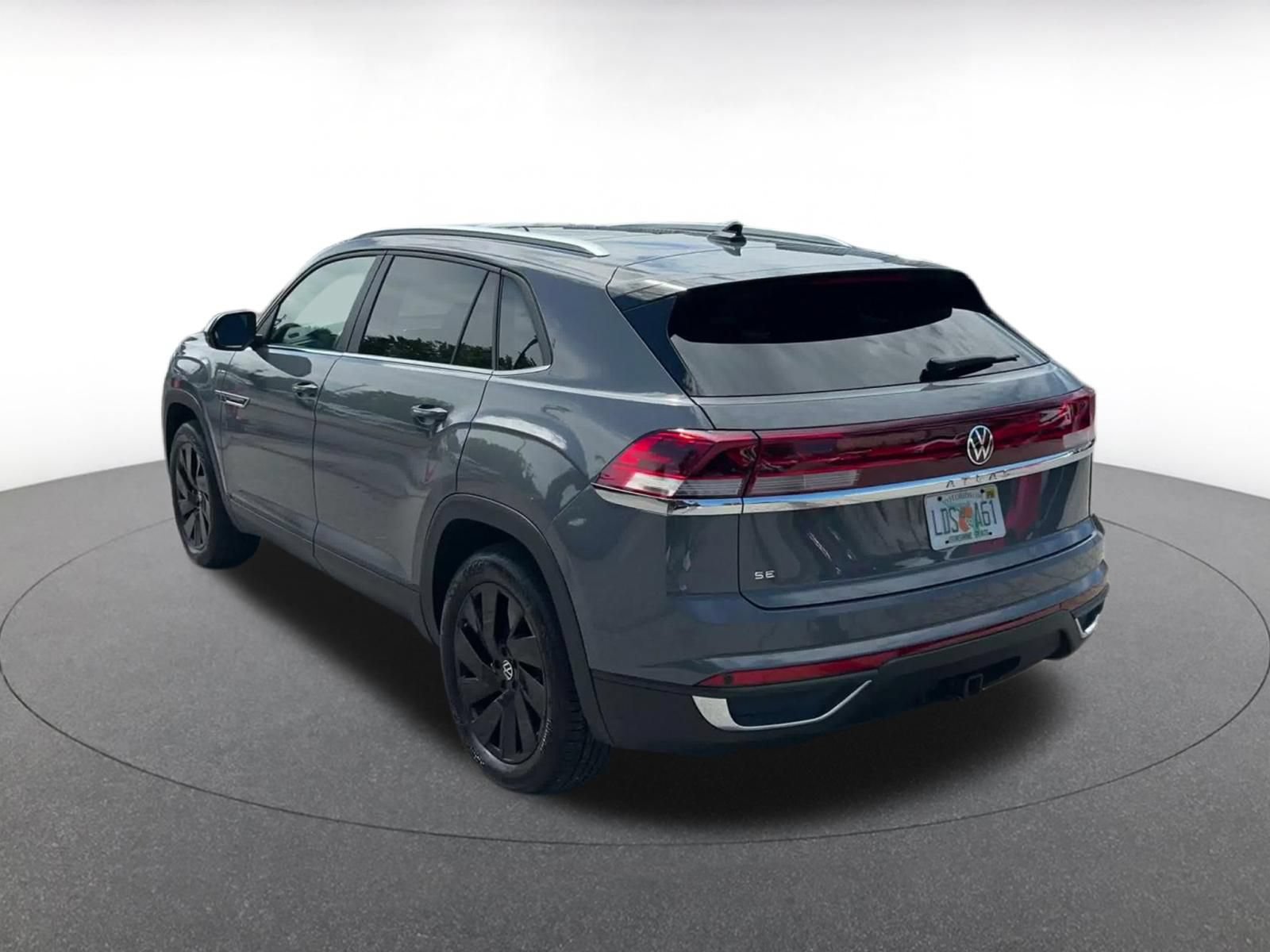 Used 2026 Volkswagen Atlas Cross Sport SE FWD image 10