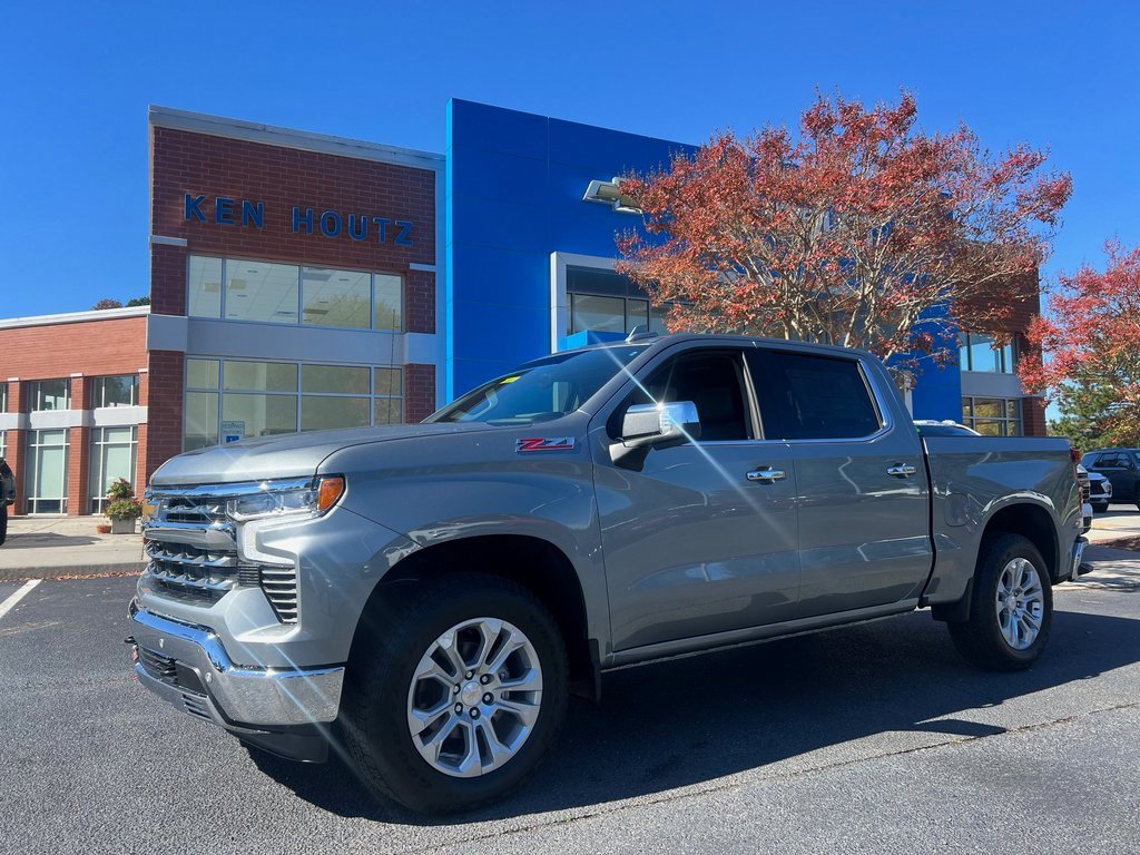 New 2026 Chevrolet Silverado 1500 LTZ w/ LTZ Premium Package