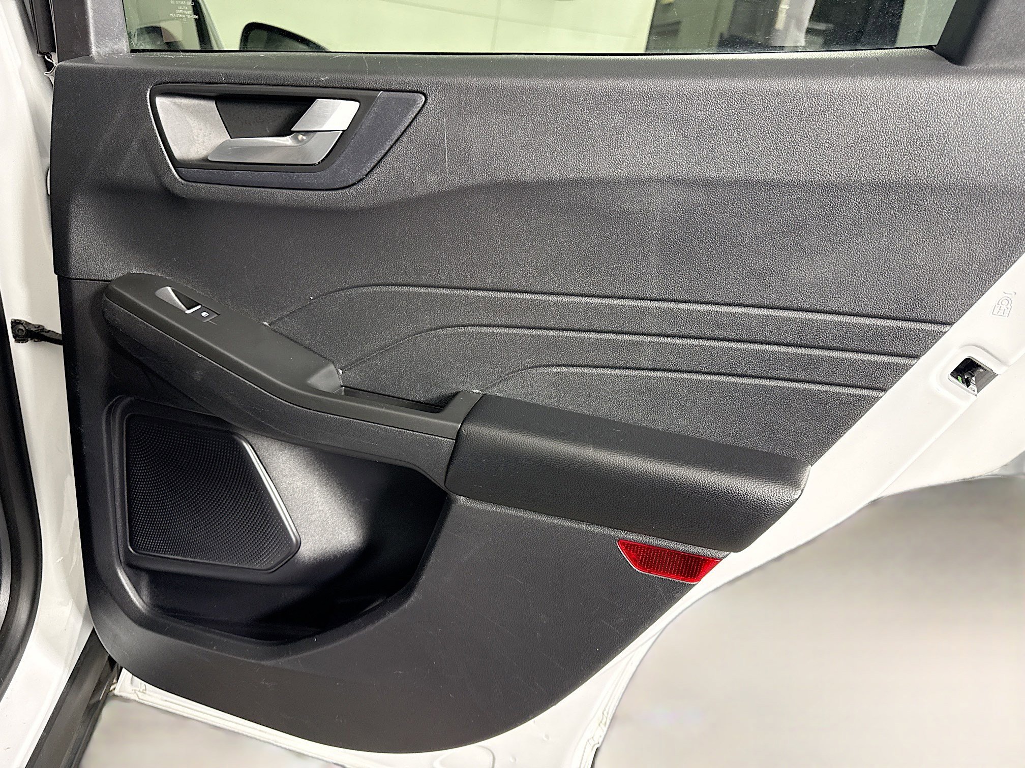 Used 2021 Ford Escape SEL image 28