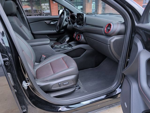 Used 2026 Chevrolet Blazer RS w/ Driver Confidence II Package AWD/4WD image 32
