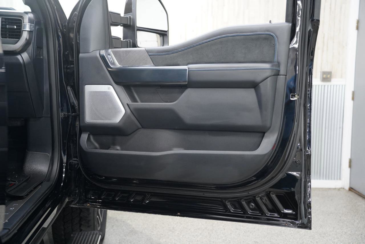 Used 2025 Ford F250 Platinum image 28