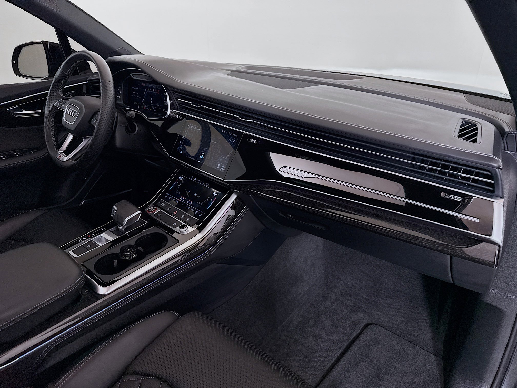 Used 2021 Audi SQ7 Premium Plus image 29