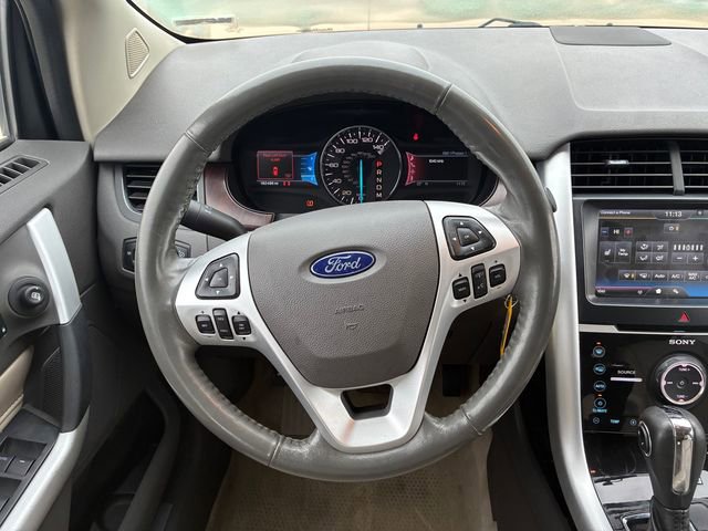 Used 2011 Ford Edge Limited image 19