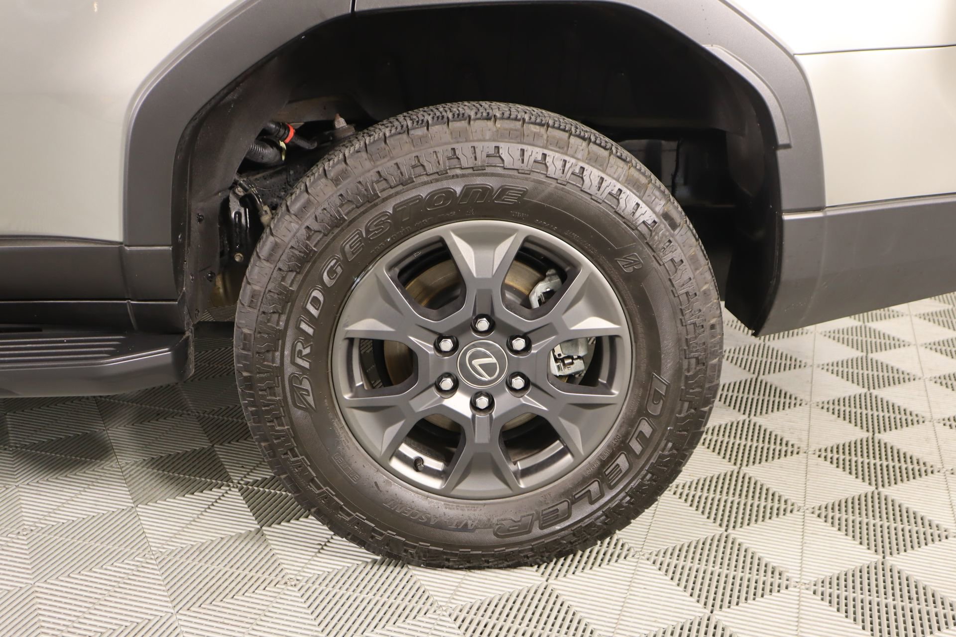 Used 2024 Lexus GX 550 image 19