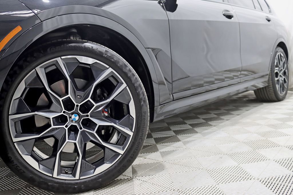 Used 2024 BMW X7 M60i w/ Executive Package image 4