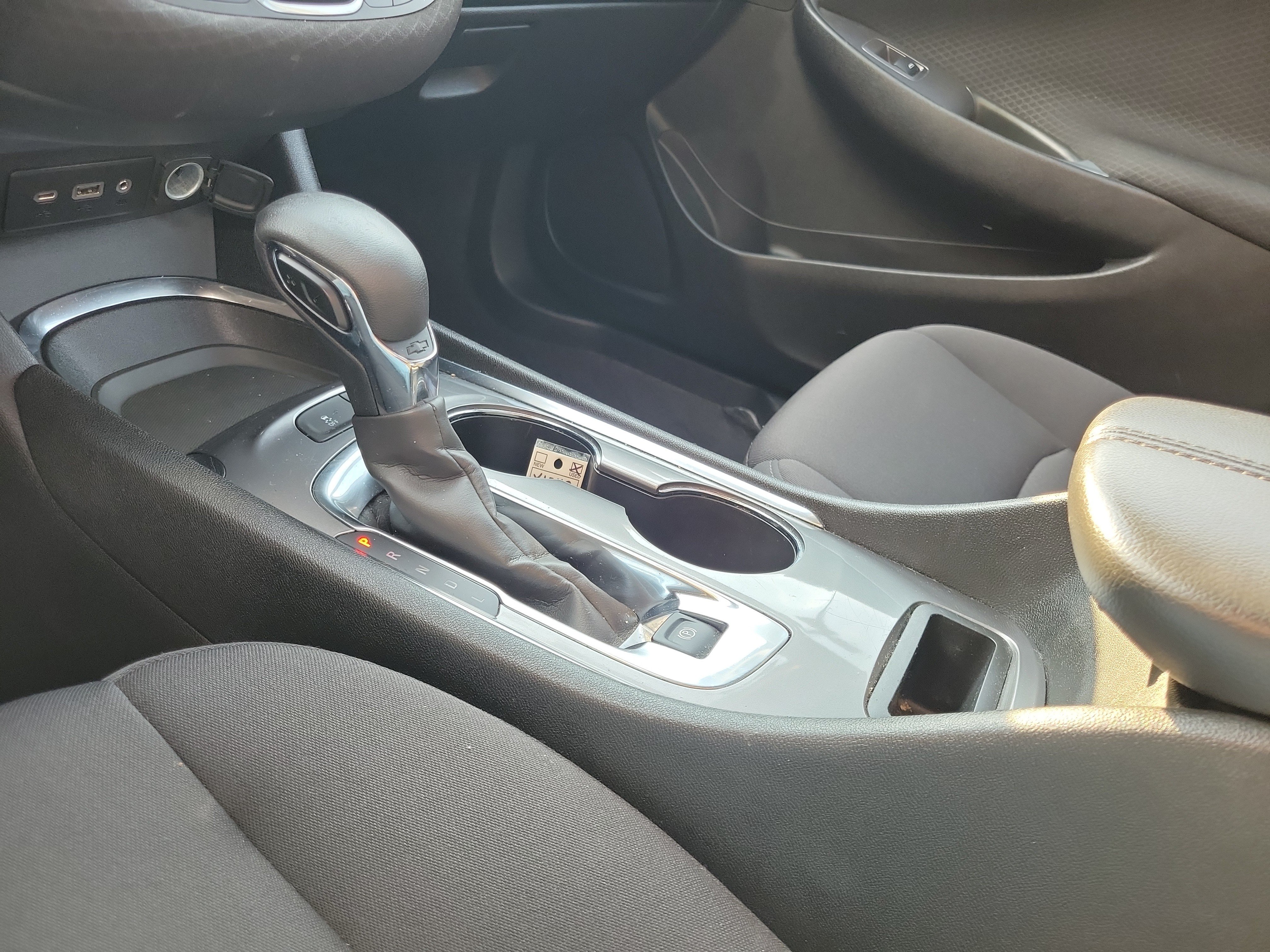 Used 2024 Chevrolet Malibu LT FWD image 29