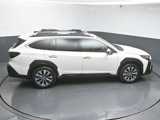 Certified 2025 Subaru Outback Touring XT w/ Popular Package #2 AWD/4WD image 51