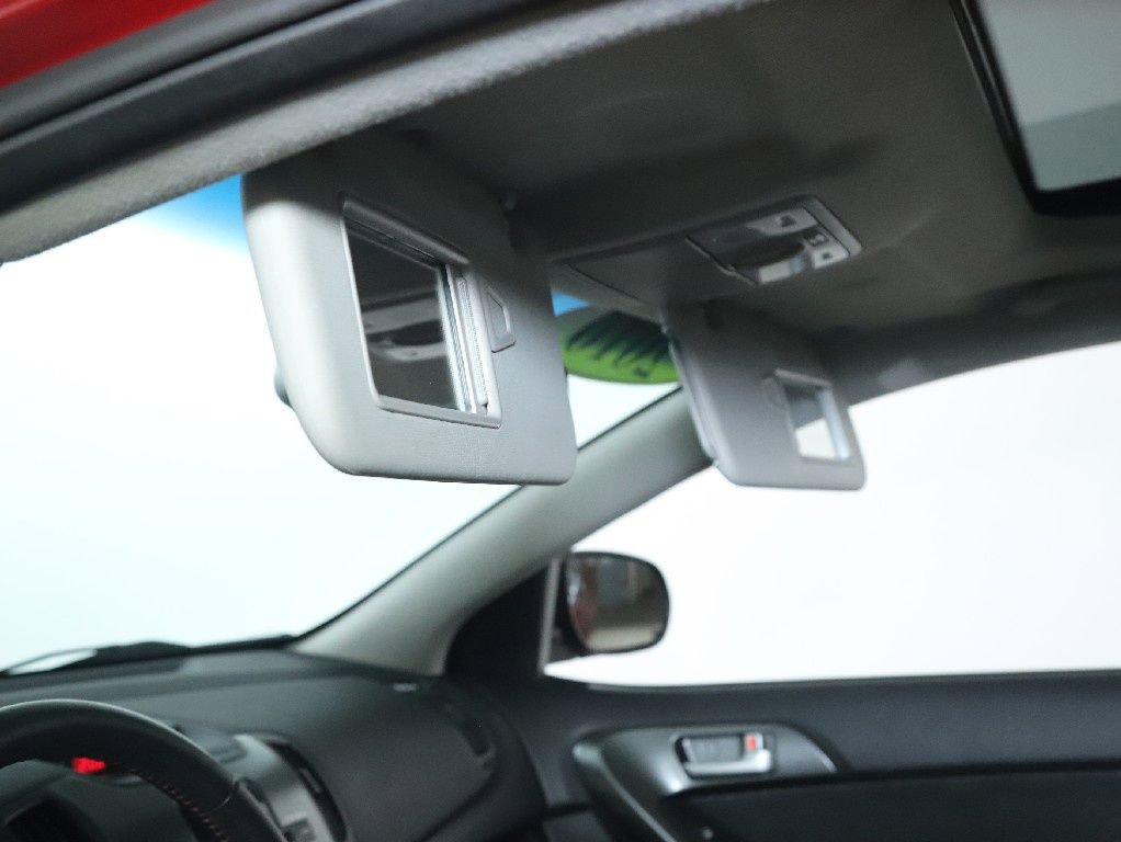 Used 2010 Kia Forte SX image 20