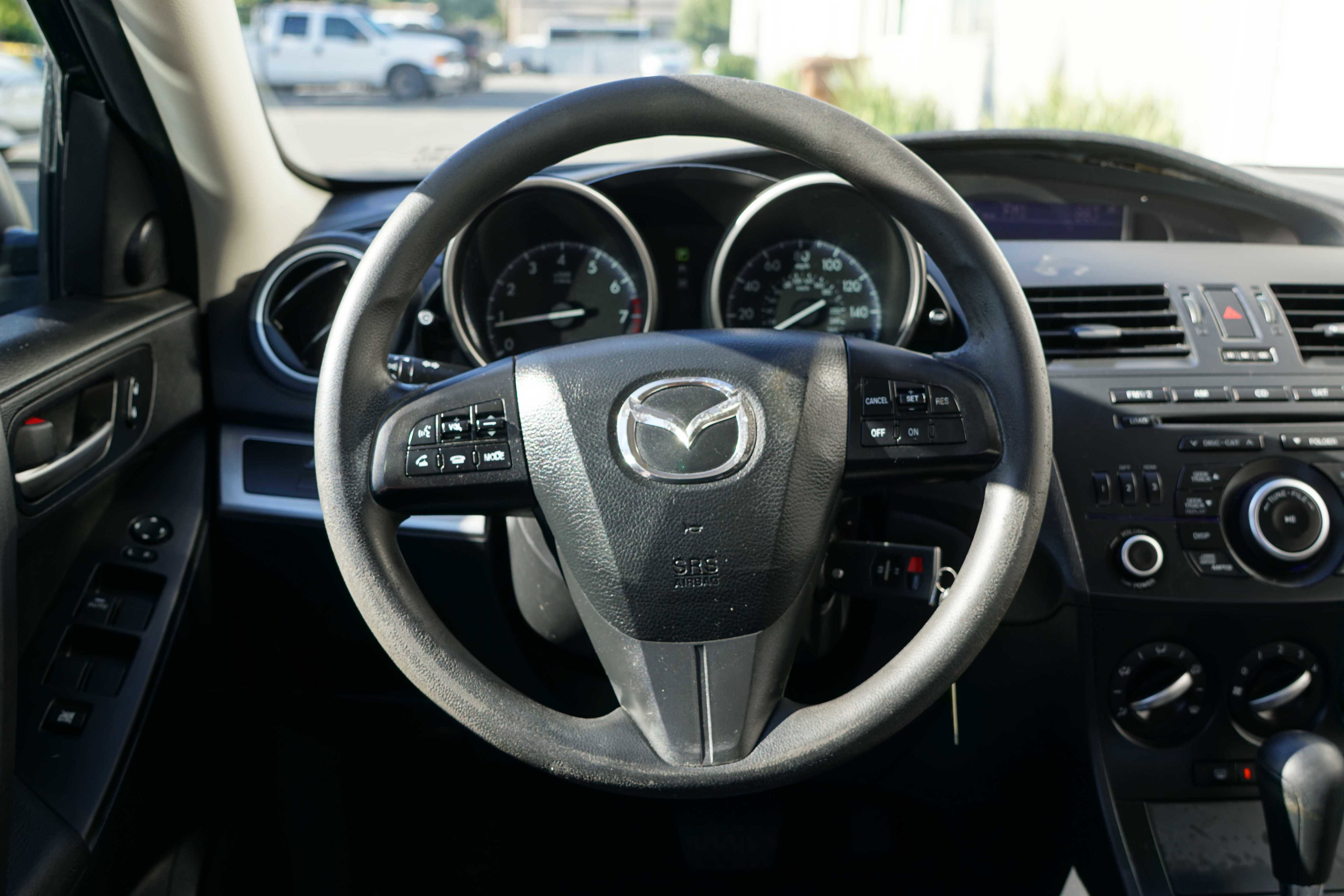 Used 2012 MAZDA MAZDA3 i Touring FWD image 36