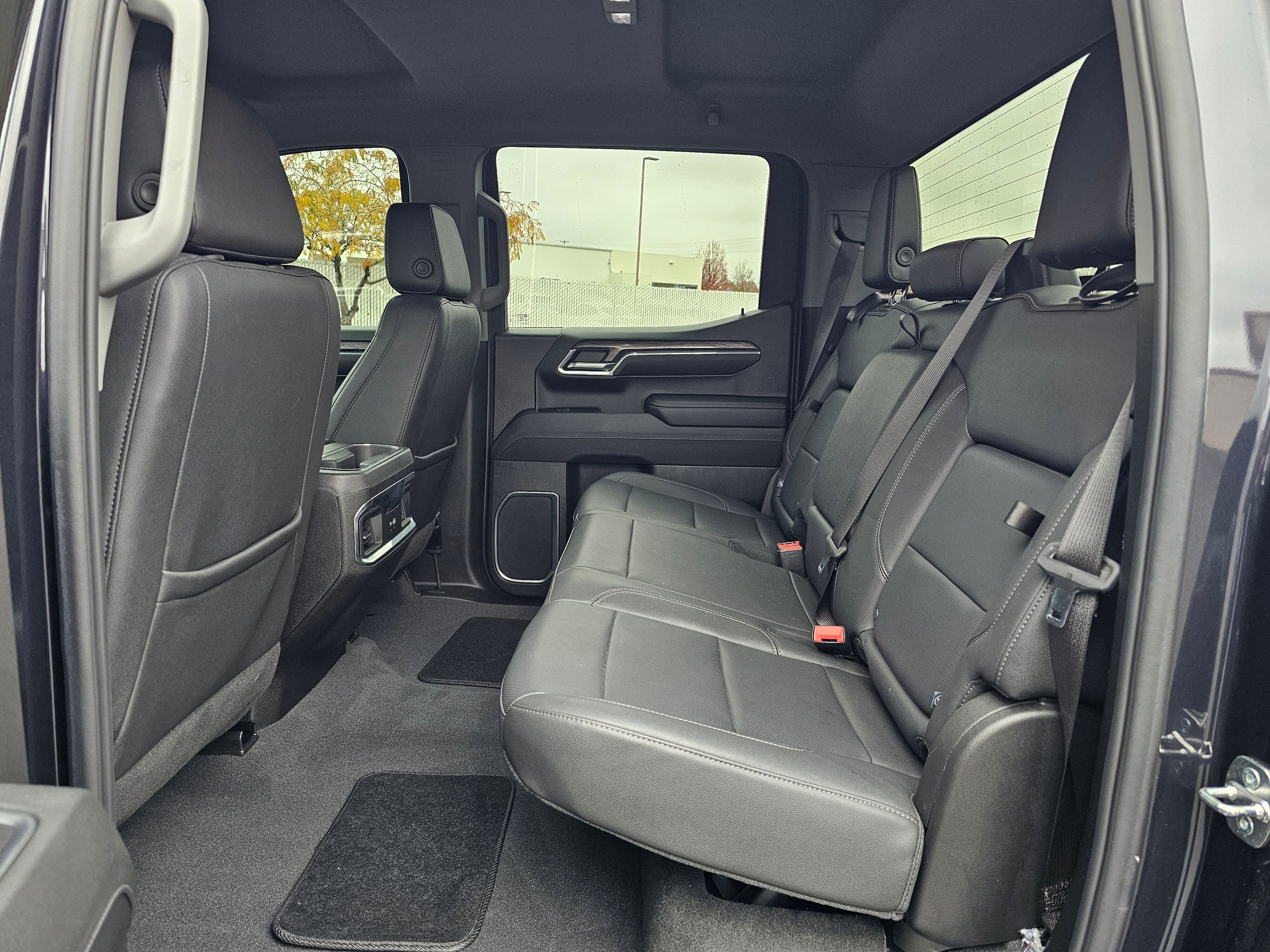 Used 2024 Chevrolet Silverado 1500 LTZ image 13