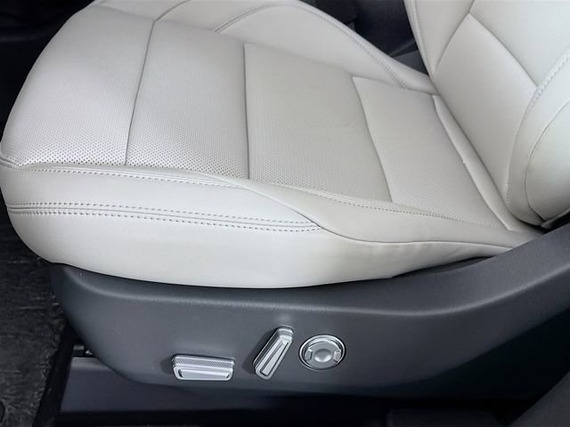 New 2026 Lincoln Nautilus Premier image 19