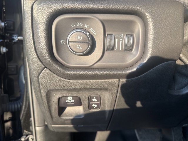 Used 2019 RAM 1500 Laramie image 26