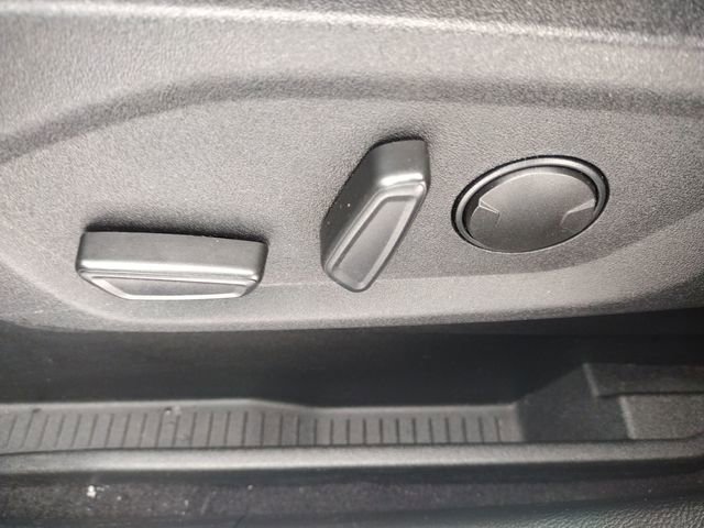 Used 2022 Ford Edge SEL image 17