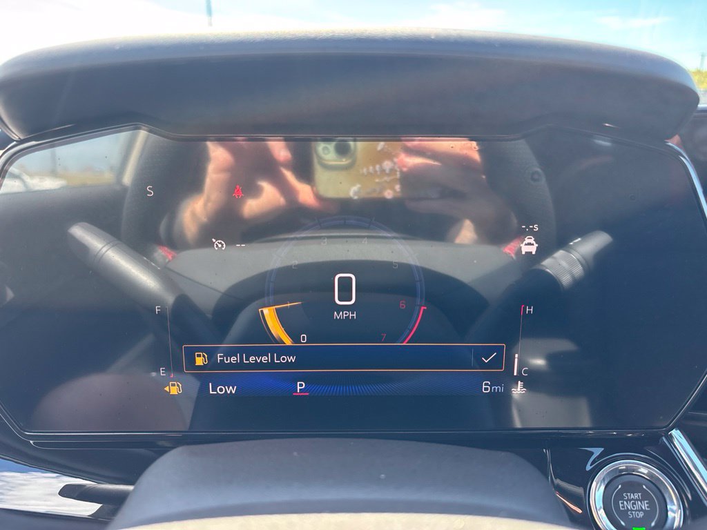 New 2026 Chevrolet Trax RS w/ Sunroof Package FWD image 17