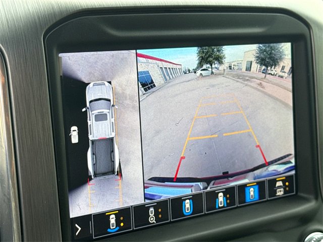 Used 2023 GMC Sierra 3500 Denali w/ Technology Package image 23