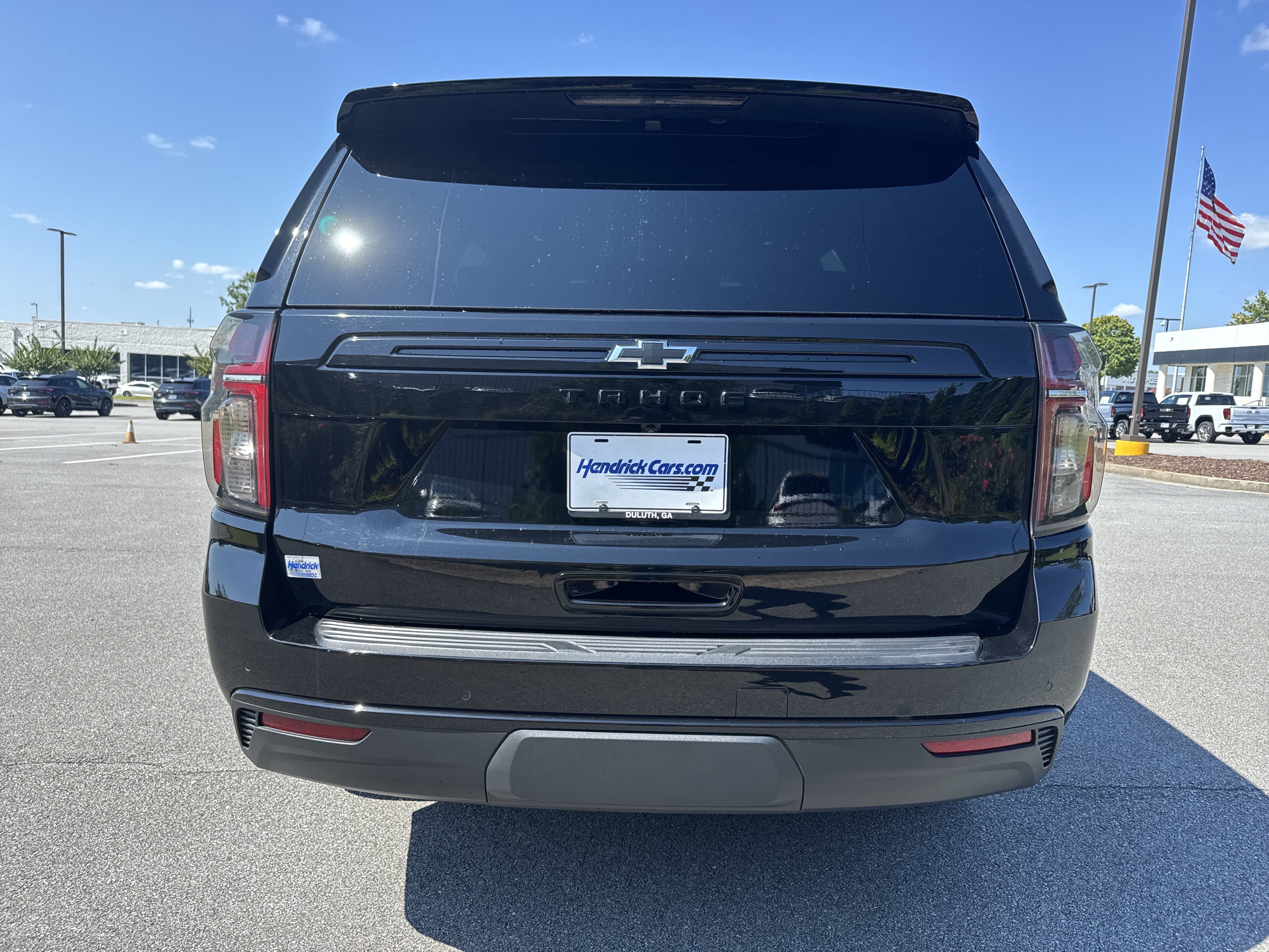 Used 2024 Chevrolet Tahoe Z71 w/ Luxury Package AWD/4WD image 9