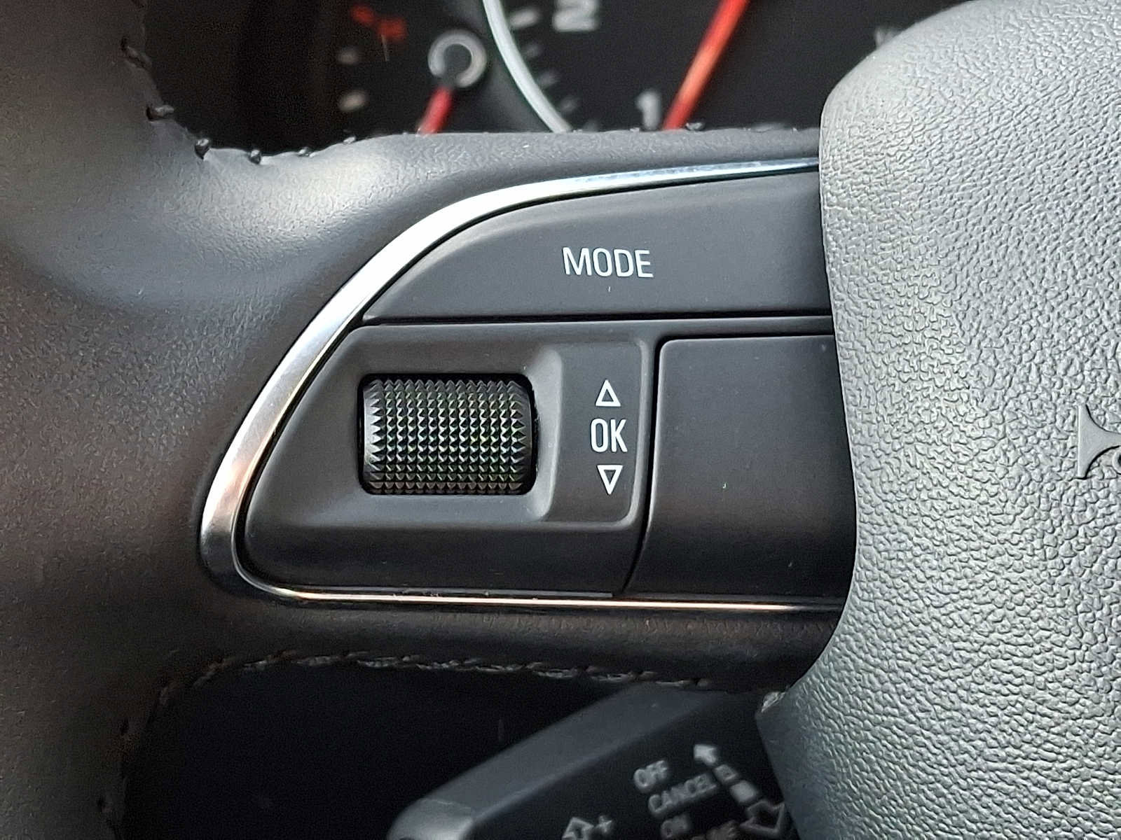 Used 2014 Audi Q5 2.0T Premium Plus w/ Premium Plus Package image 18