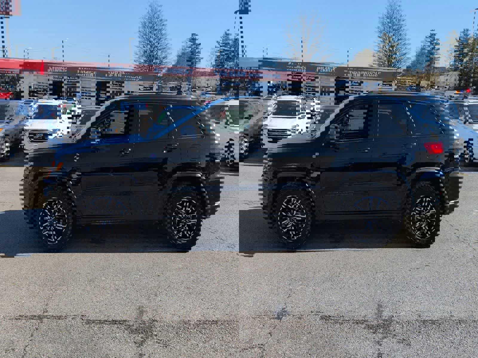 Certified 2021 Jeep Grand Cherokee Trailhawk w/ Trailhawk Luxury Group image 5