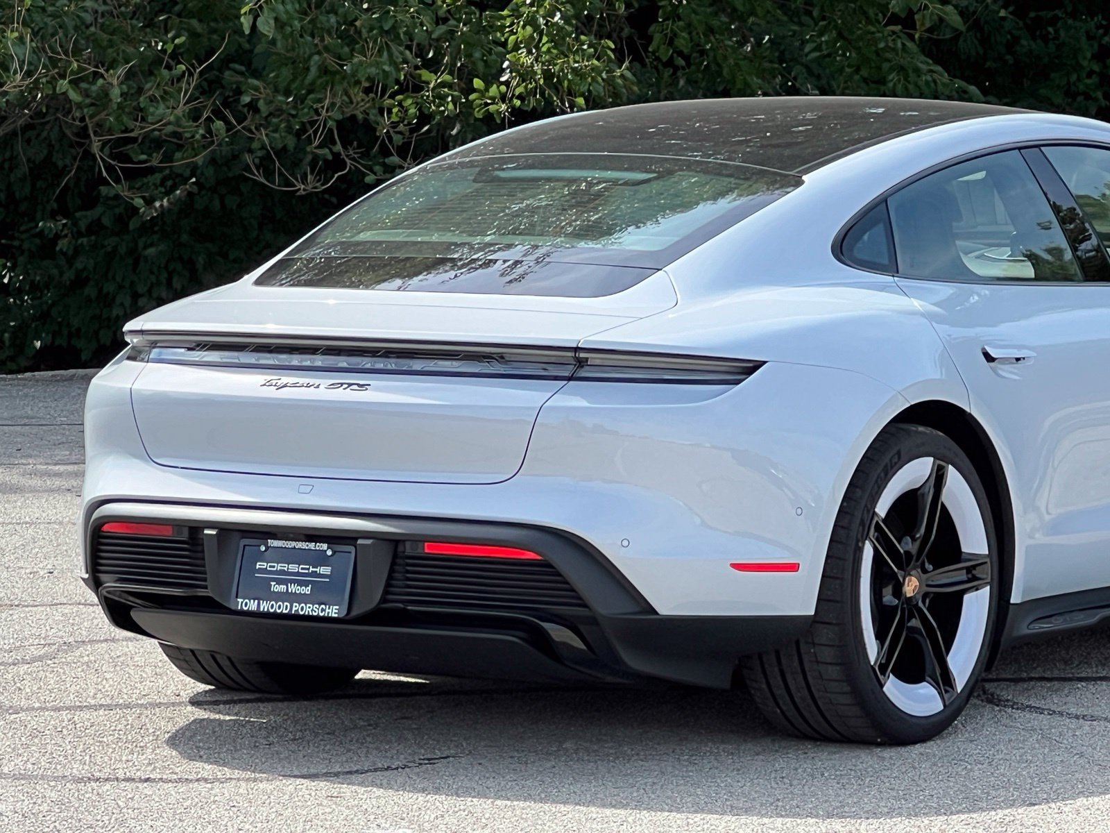 New 2026 Porsche Taycan GTS AWD/4WD image 10