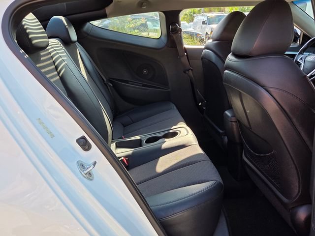 Used 2013 Hyundai Veloster w/ Tech Pkg FWD image 15
