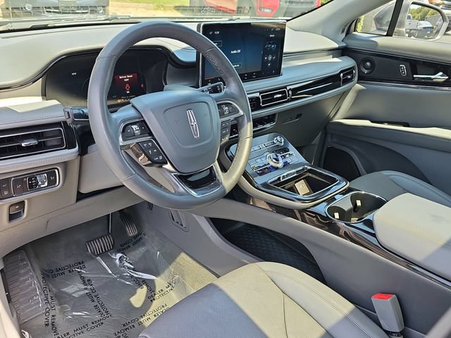 Used 2021 Lincoln Nautilus Reserve w/ Equipment Group 201A FWD image 16