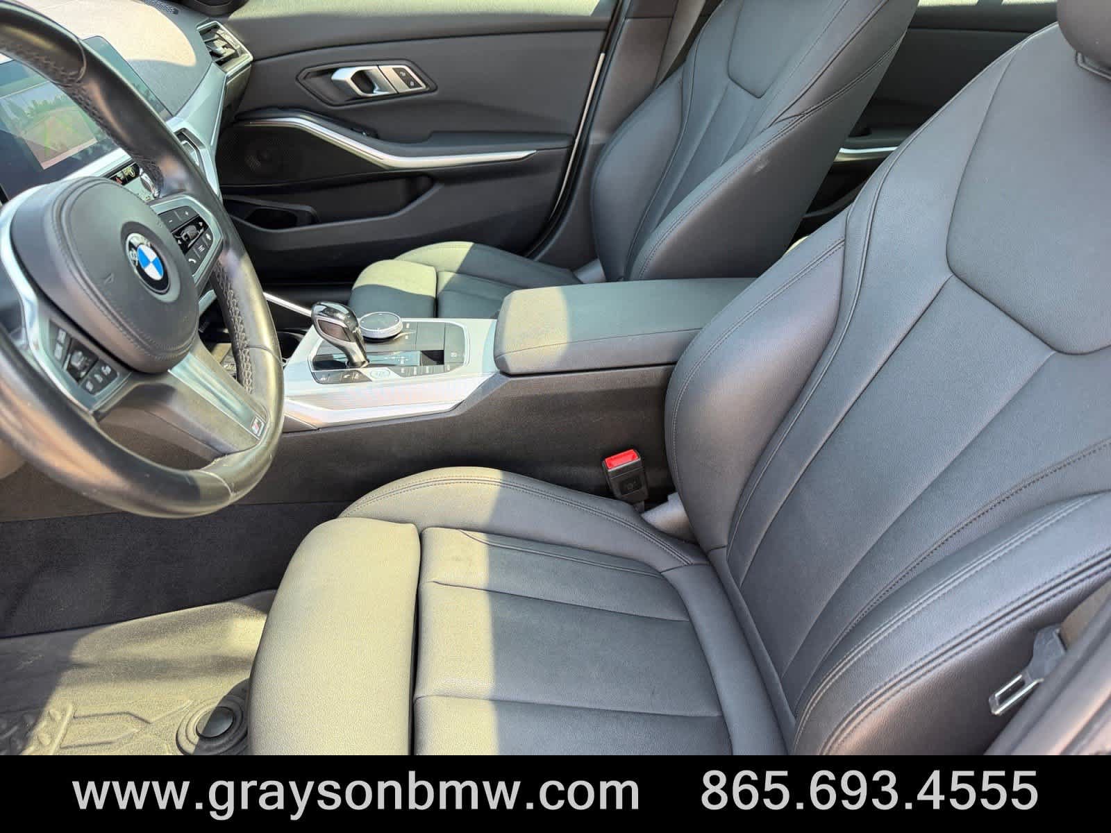Used 2021 BMW 330i Sedan w/ M Sport Package RWD image 10