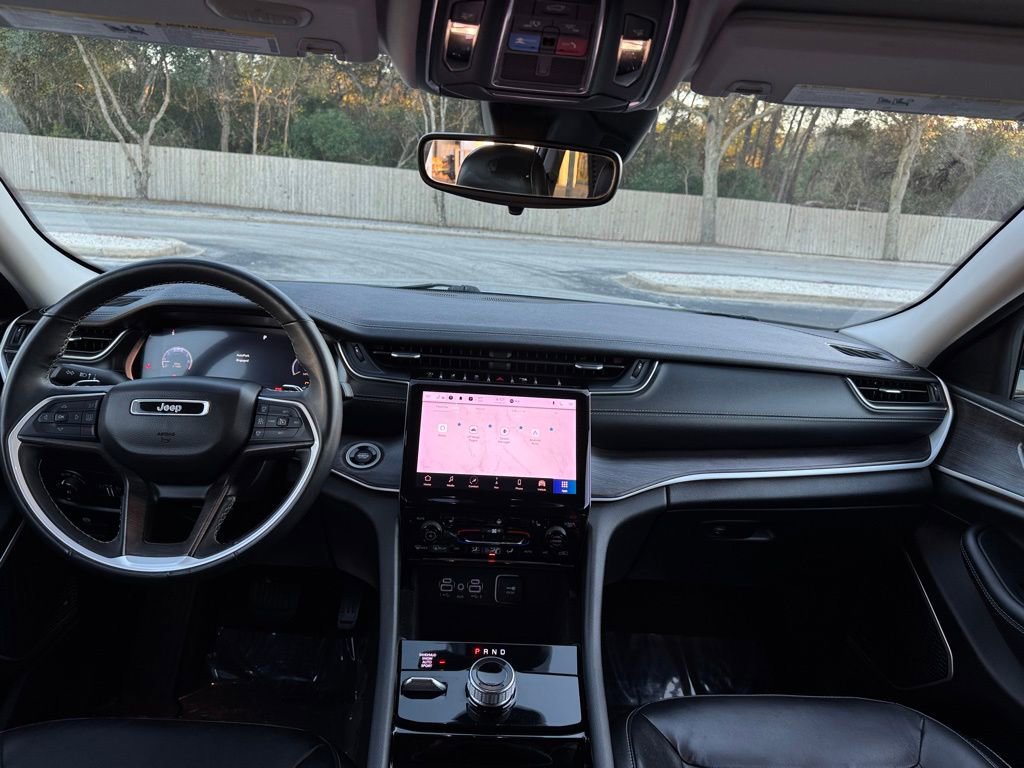 Used 2022 Jeep Grand Cherokee Limited w/ Trailer Tow Prep Group (B) image 25