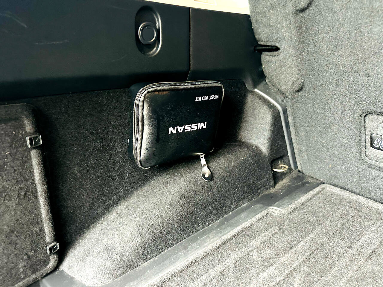 Used 2021 Nissan Rogue SV image 28