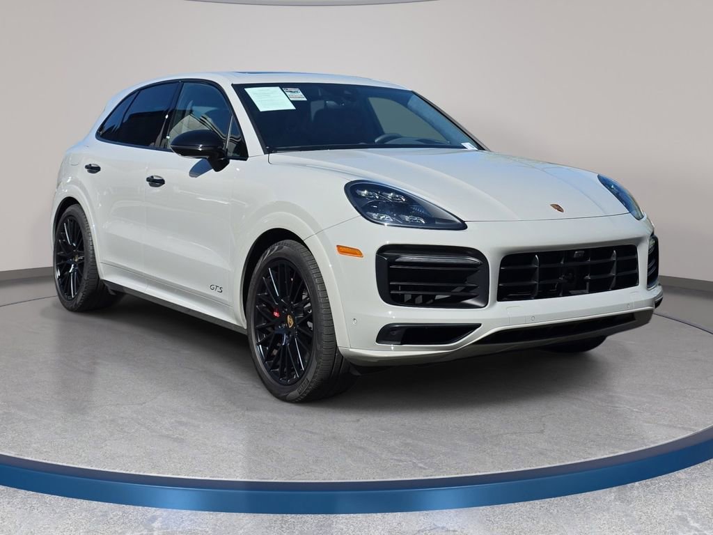 Used 2023 Porsche Cayenne GTS AWD/4WD image 4