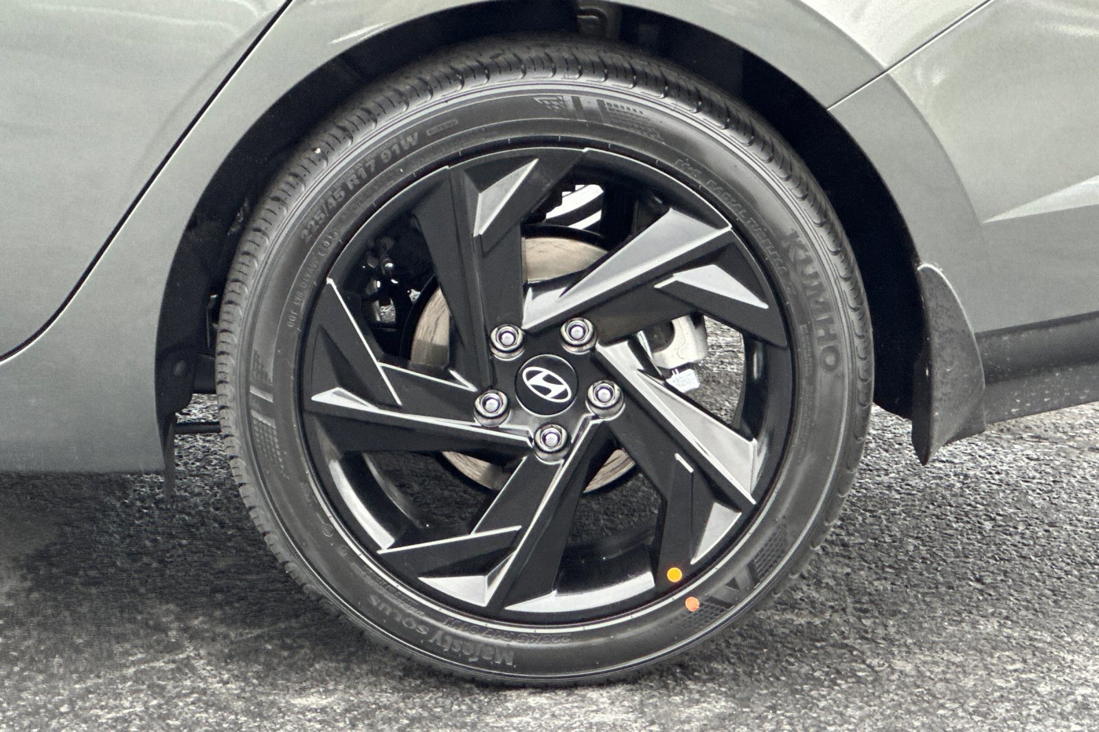 New 2026 Hyundai Elantra Sport FWD image 23