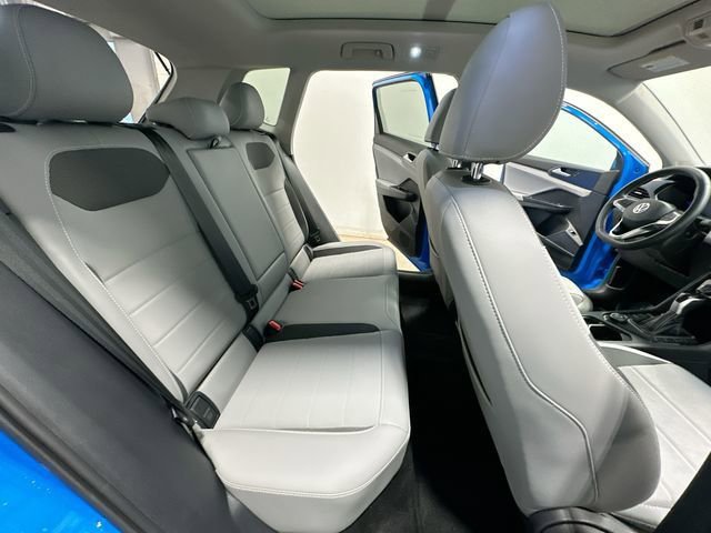 Used 2023 Volkswagen Taos SE w/ Panoramic Sunroof Package AWD/4WD image 24