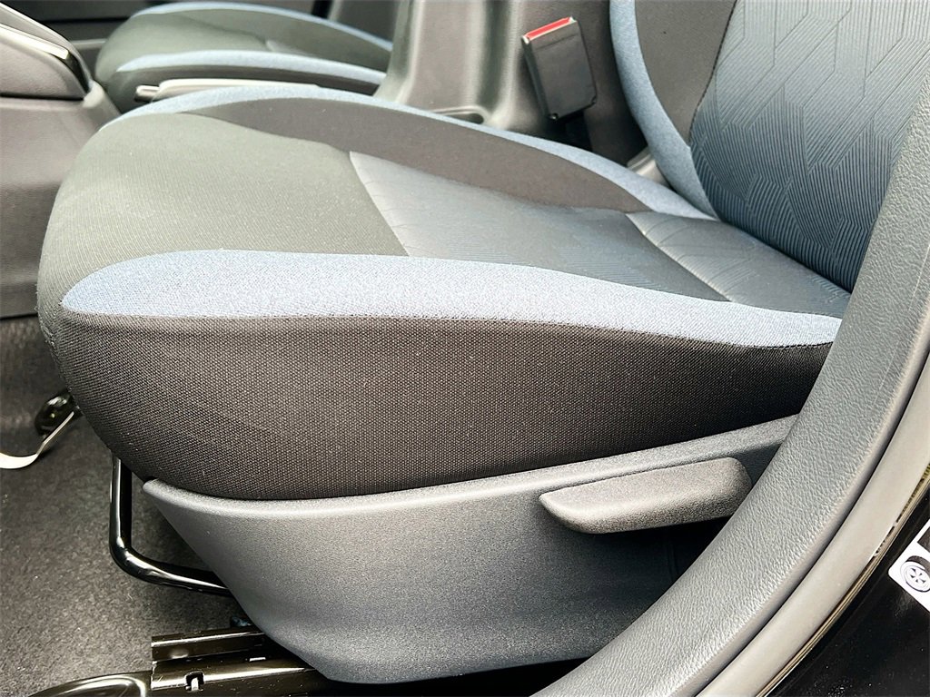 New 2025 Nissan Versa SV image 17