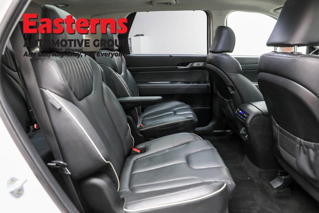 Used 2023 Hyundai Palisade Limited image 25
