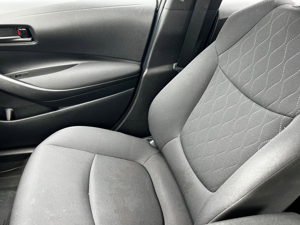 Used 2022 Toyota Corolla LE image 24