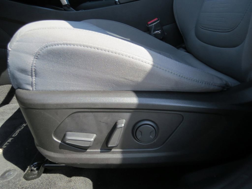 Used 2023 Hyundai Santa Cruz SEL Premium image 13