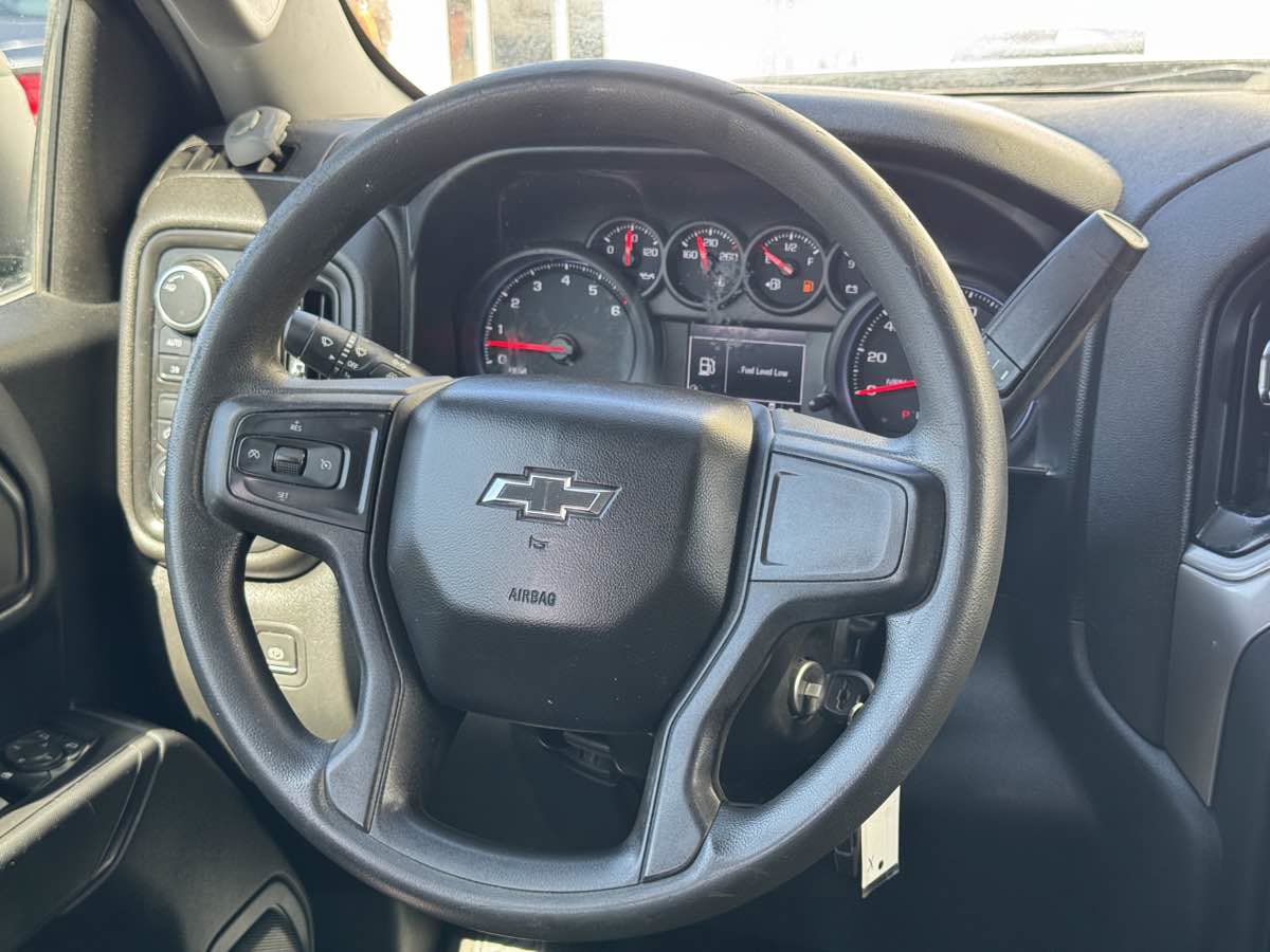 Used 2021 Chevrolet Silverado 1500 Custom Trail Boss AWD/4WD image 22