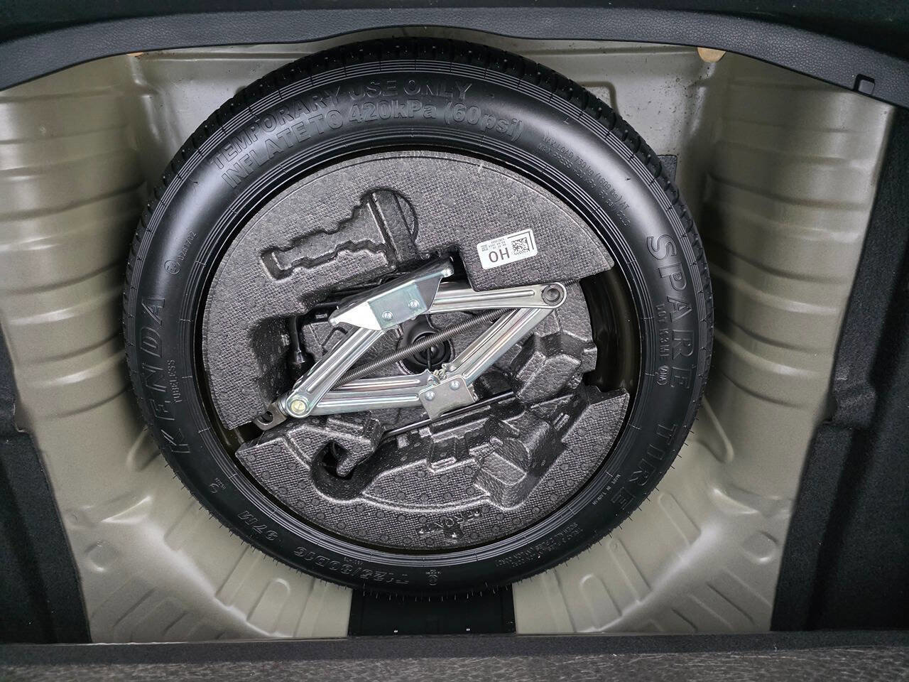 Used 2024 Honda Civic EX-L image 45