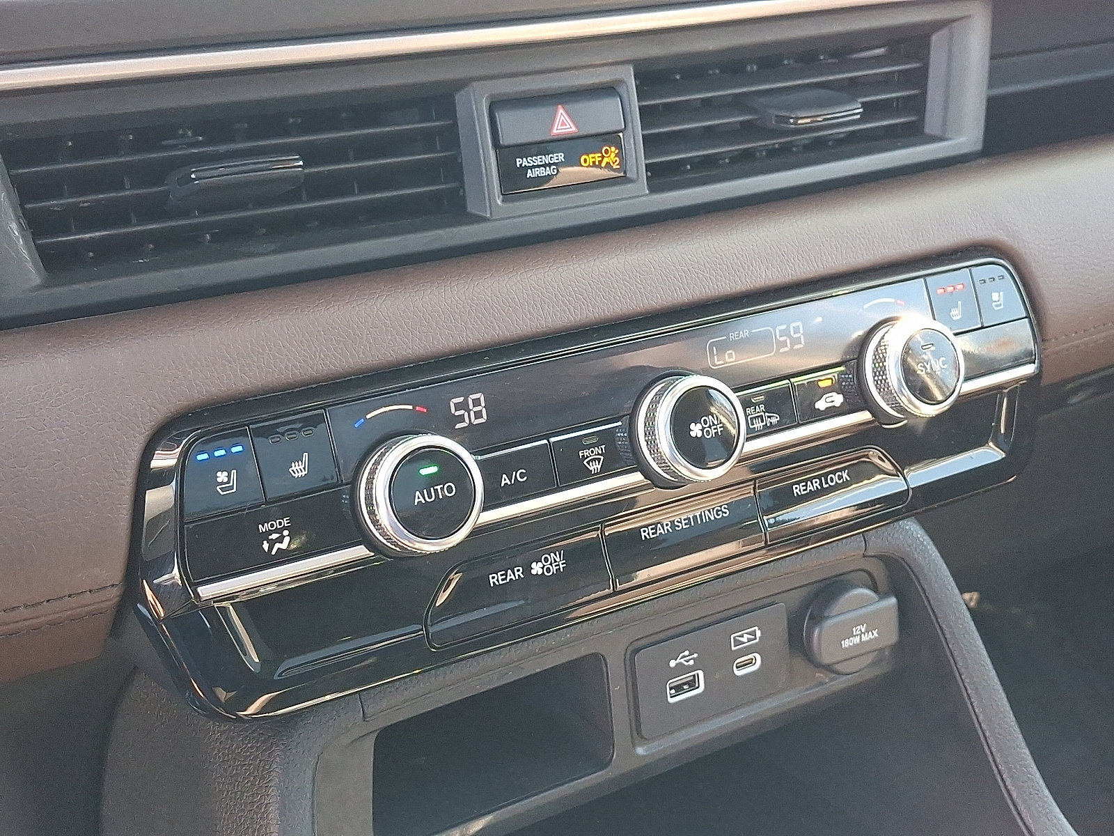 Used 2023 Honda Pilot Elite image 17