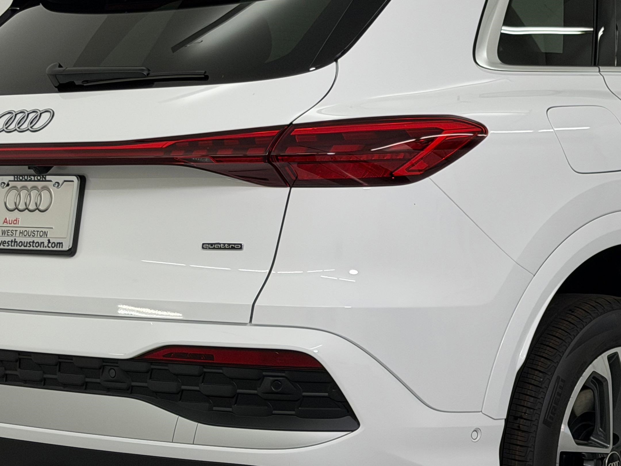 New 2026 Audi Q5 Premium image 13